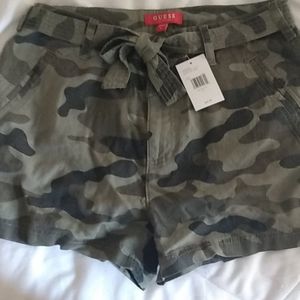 Camo guess jeans shorts never worn bought for 40$